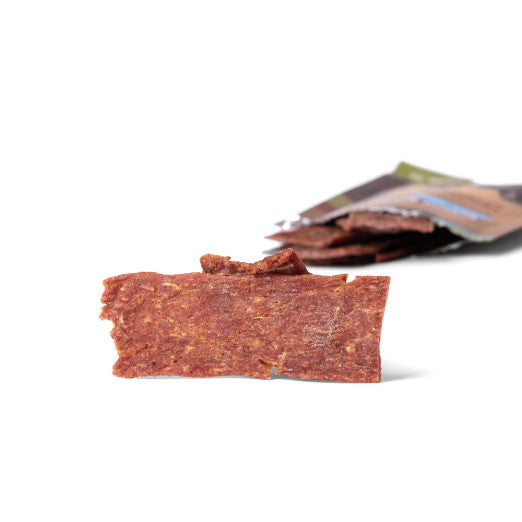 Yoggies Sušené hovězí maso s rybou pro psy (proužky) 45g