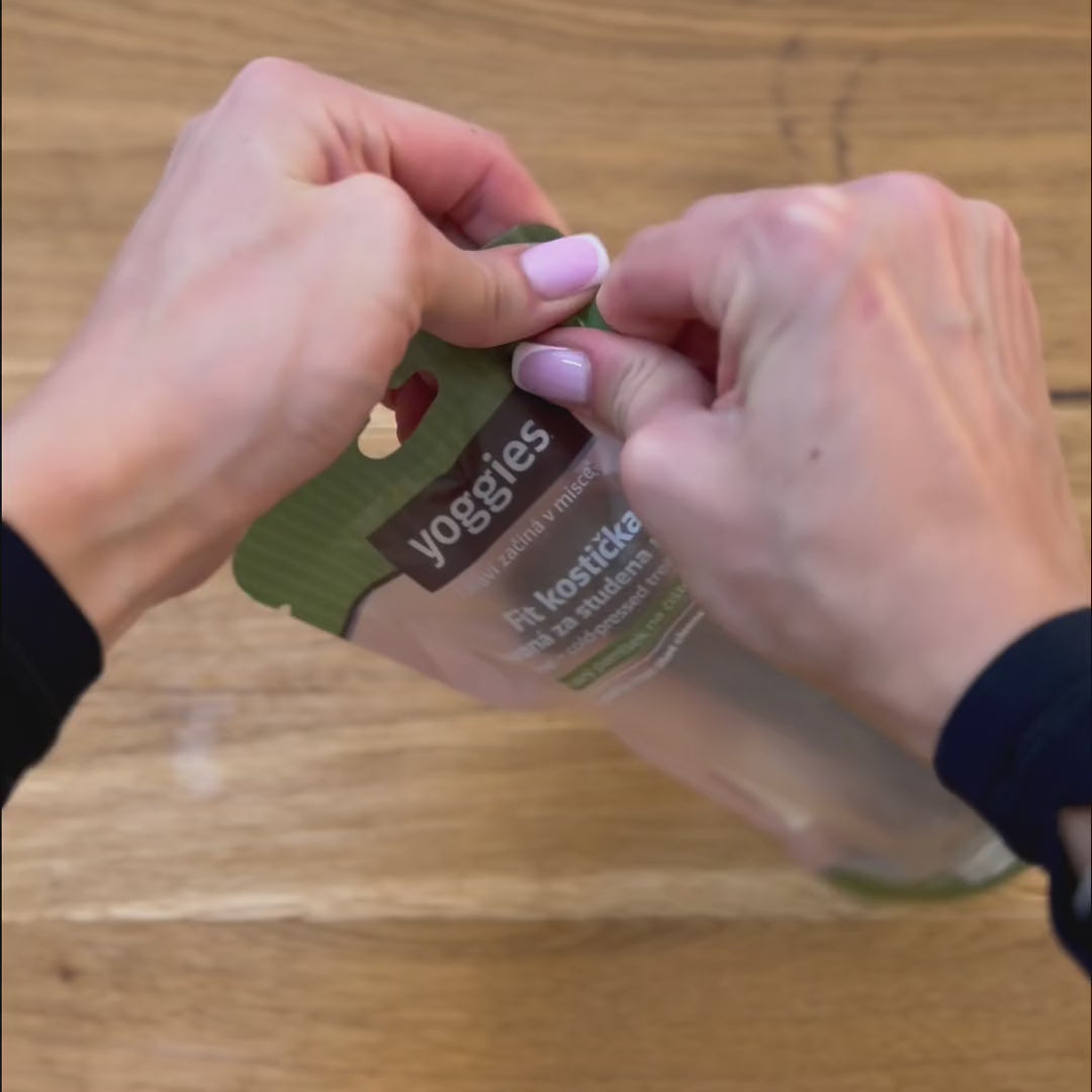 Yoggies Fit kostička lisovaná za studena pro psy 118 g